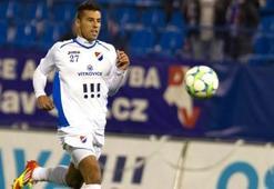 Milan Baros geri dönüyor