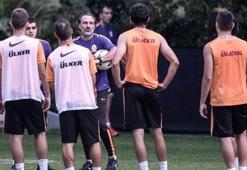 Futbolcuların Prandelli isyanı