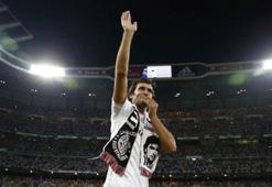 Raul'dan bir imza daha