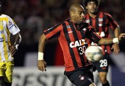 Adriano'ya uyuşturucu soruşturması!
