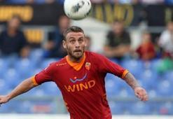 De Rossi, renklere aşık çıktı