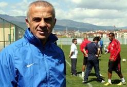 Çetin'in takımı kan kaybediyor