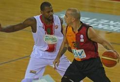 Aslan YAKAsını kurtaramadı