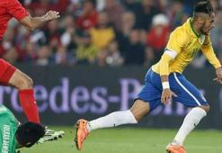 Neymar İstanbul'a geliyor