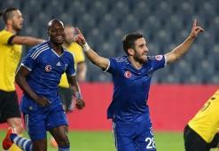 Hem ligde hem kupada 'İdare' Fener'in