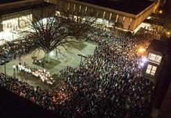 Binlerce kişi onlar için toplandı