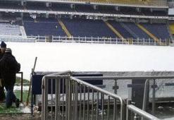 Futbola kar engeli