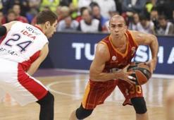 Ve Arroyo da gitti!