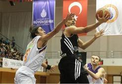 Scottie Kartal'ı ışınladı