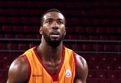 Patric Young erken kalkmaktan şikayetçi