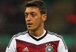 Mesut Özil: 'Gururluyum'