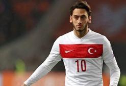 Hakan Çalhanoğlu da o listede
