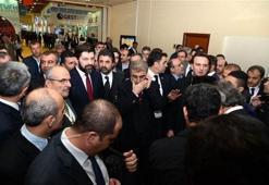 Taner Yıldız Başbakan'la konuştuğu sırada...