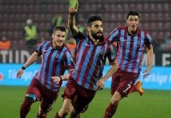 İki yıldızı kadroya almadı