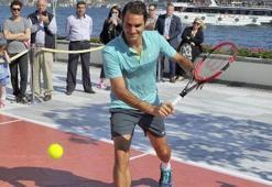 Federer İstanbul'da boy gösterdi