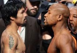 Mayweather'dan geri adım