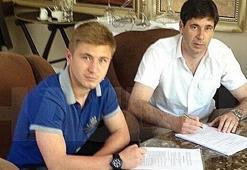 F.Bahçe'de idmana çıktı, imzayı Hajduk'a attı