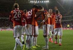 G.Saray'da ilkleri yaşadılar