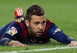 Jordi Alba'nın sözleşmesi uzatıldı
