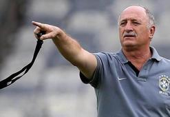 Ve Luiz Scolari imzayı attı!