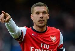 Lucas Podolski, Galatasaray ile anlaştı