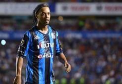 Ronaldinho'dan transfer açıklaması