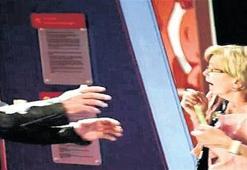 Terminatör’den eşek şakası