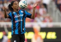Ronaldinho imaj peşinde!