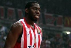 Anadolu Efes'ten iki transfer