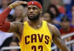 LeBron James serbest kaldı