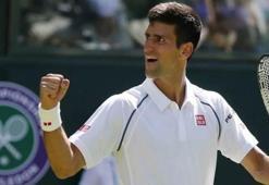 Djokovic ve Williams iyi başladı