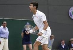 2 gün süren maç Djokovic'in oldu!
