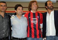 Diego Lugano imzayı attı