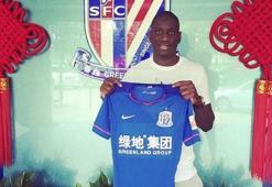 Demba Ba ilk golünü attı
