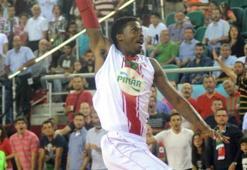 Gabriel ve Palacios Karşıyaka'da kaldı