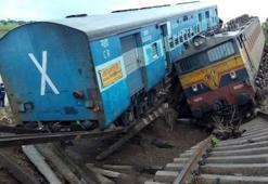 Yolcu treni raydan çıktı: 24 ölü
