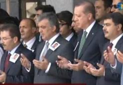 Erdoğan, şehit polisin cenazesinde