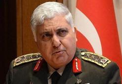 Org. Özel'e şeref madalyası