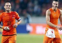 Sneijder'le van Persie kadroda