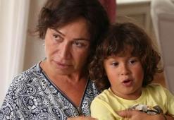 Demet Akbağ anneanne oldu