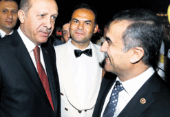 Özkes’in Saray çelişkisi