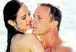 Bond bir kadın düşmanı!