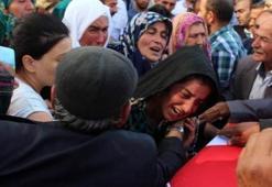 Şehidin ablası yürekleri dağladı!