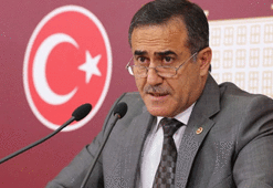 Aday olamayan İhsan Özkes önce o tweetleri sildi, sonra hesabını kapattı!