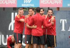 Galatasaray evinde gülmek istiyor