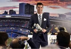 Real Madrid'ten Ronaldo'ya büyük onur