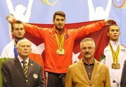 Emrah Aydın'dan 3 altın madalya!