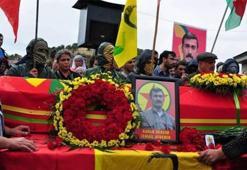 HDP'li milletvekilleri terörist cenazesinde