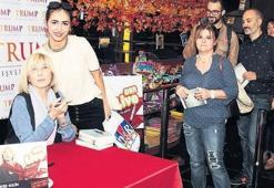 Aşka davet ediyor