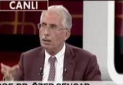 Özer Sencar'dan reklam gafı